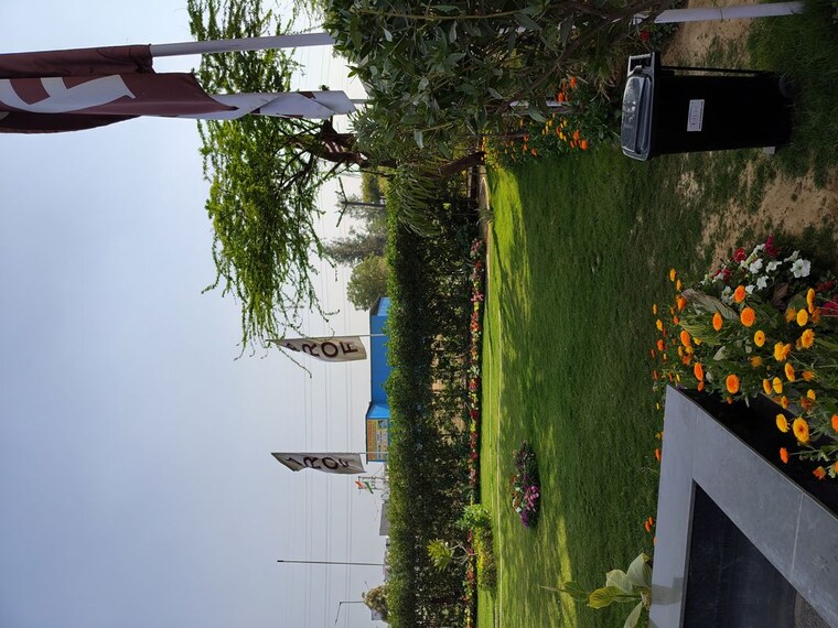 Garden, rof-normanton-park  150 Sq.Yd. Plot In Sohna Sector 36 Gurgaon 10073913