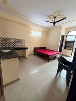 1 RkBuilder Floor For Rent in Neb Sarai