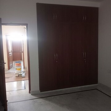Room in 3 BHK Independent House at Sector 108 – for Rent
