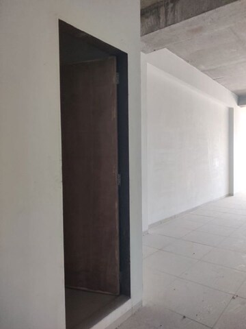 Room in  Office Space at Shreeya Amalga, Thaltej – for Rent