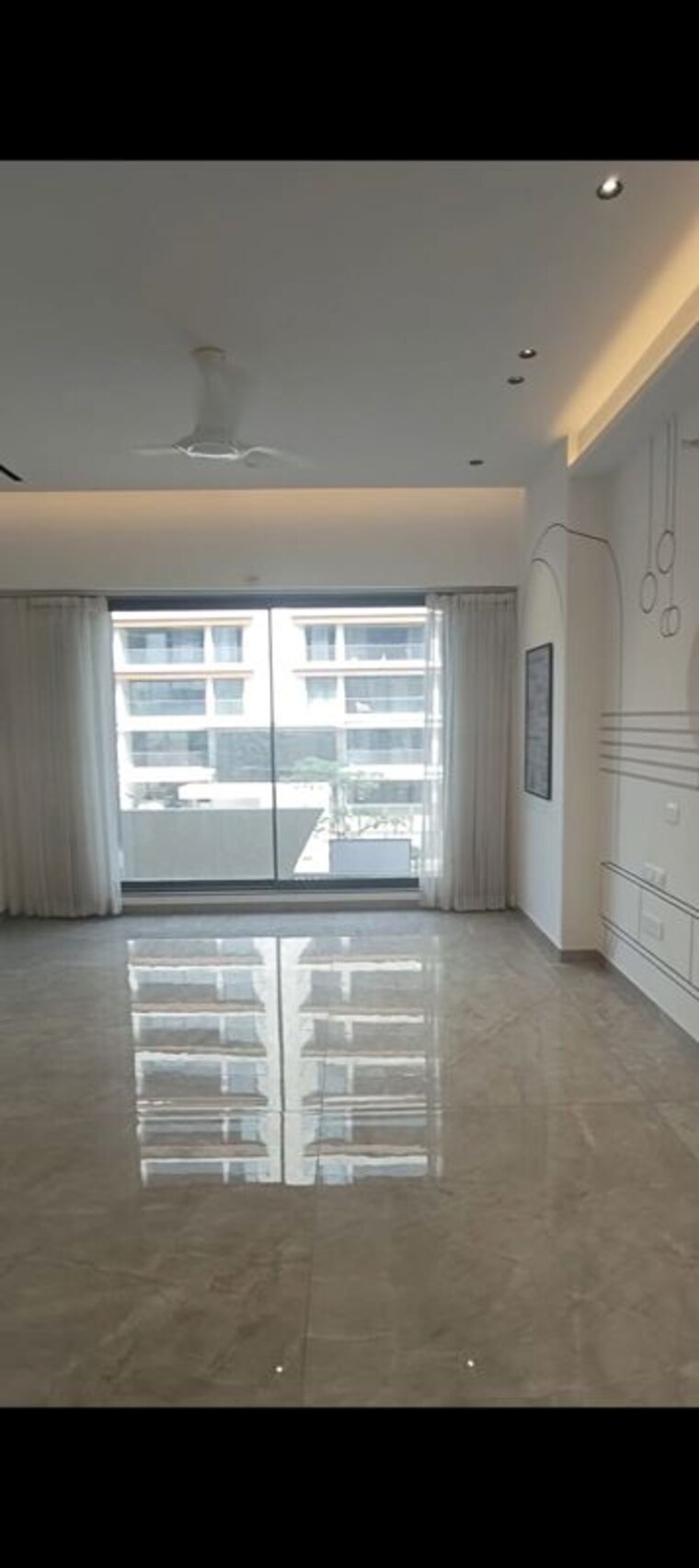 Room, adajan 3 Bedroom 1150 Sq.Ft. Apartment In Adajan Surat 10074003