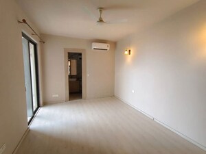 Room in 3 BHK Apartment at M3M Heights, Sector 65 – for Sale
