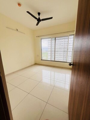 Room in 2 BHK Apartment at Kolte Patil Life Republic, Hinjewadi – for Rent