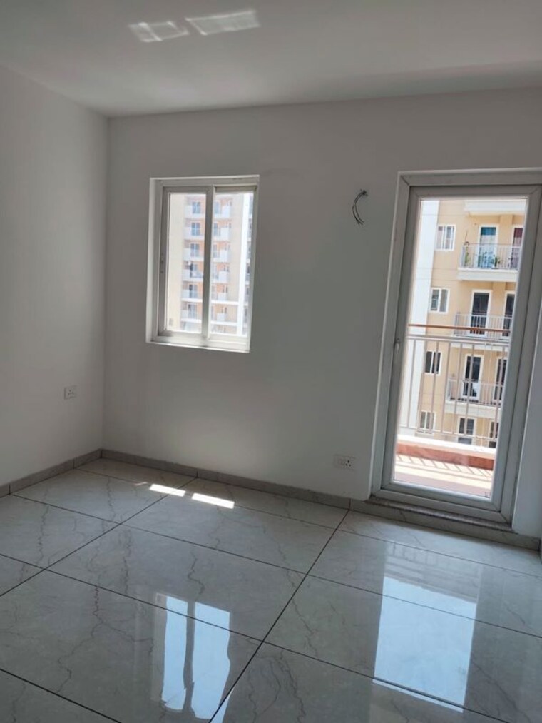 Room, dlf-vibhuti-khand 3 Bedroom 900 Sq.Ft. Builder Floor In Gomti Nagar Lucknow 10074095