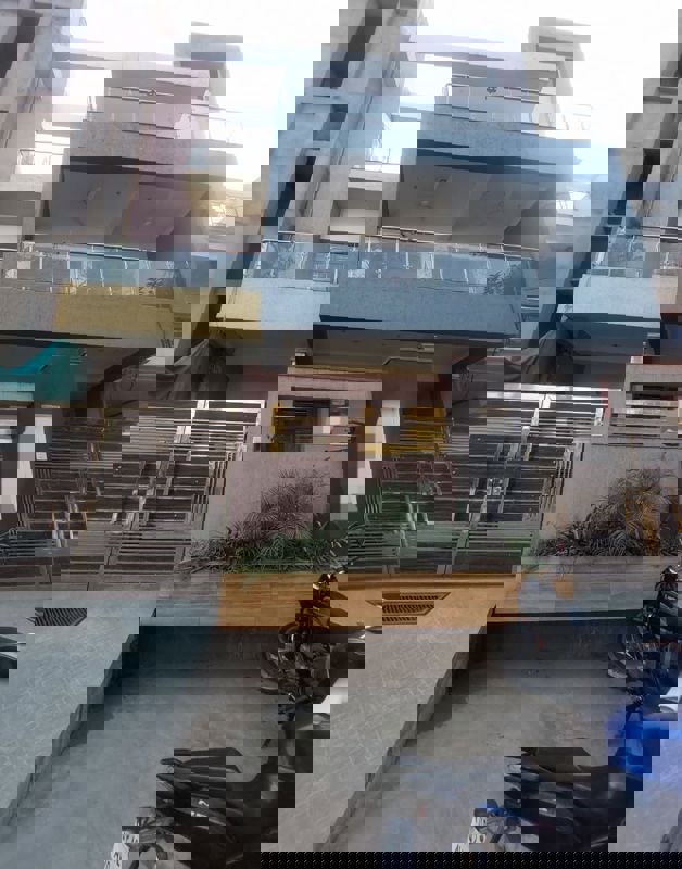 3 BHK + Pooja Room,Study Room 1100 Sq.Ft. Builder Floor in DLF Vibhuti Khand