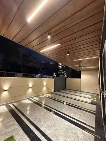 Kitchen in 3 BHK Villa at RWA Apartments Sector 71, Sector 71 – for Rent