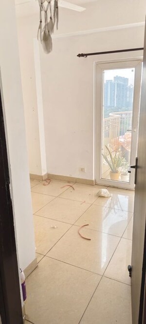Bathroom in 3 BHK Villa at RWA Apartments Sector 71, Sector 71 – for Rent