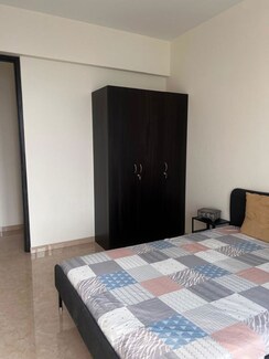 2 BHK + Pooja Room,Servant Room,Extra Room Apartment For Rent in Dosti Eastern Bay Phase 2