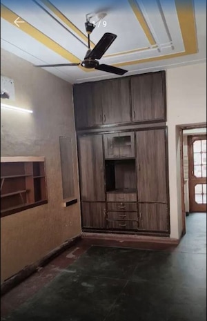Living Room in 3 BHK Builder Floor at Sector 35 – for Rent
