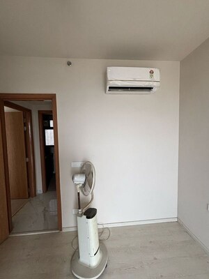 Bathroom in 3 BHK Apartment at M3M Sky City, Sector 65 – for Sale