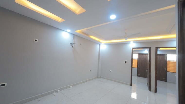 Room, puri-aman-vilas 3 Bedroom 145 Sq.Yd. Builder Floor In Sector 89 Faridabad 10074032