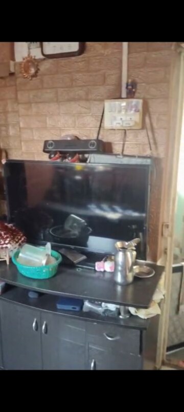 Kitchen in 1 BHK Apartment at Morarjee Mill Compound, Kandivali East – for Sale