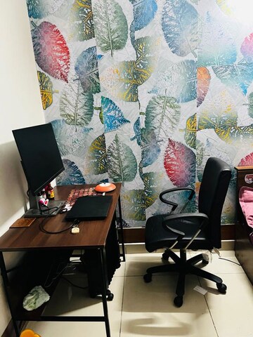 Team Area in 2 BHK Apartment at Panchsheel Greens II, Sector 16 Greater Noida – for Rent