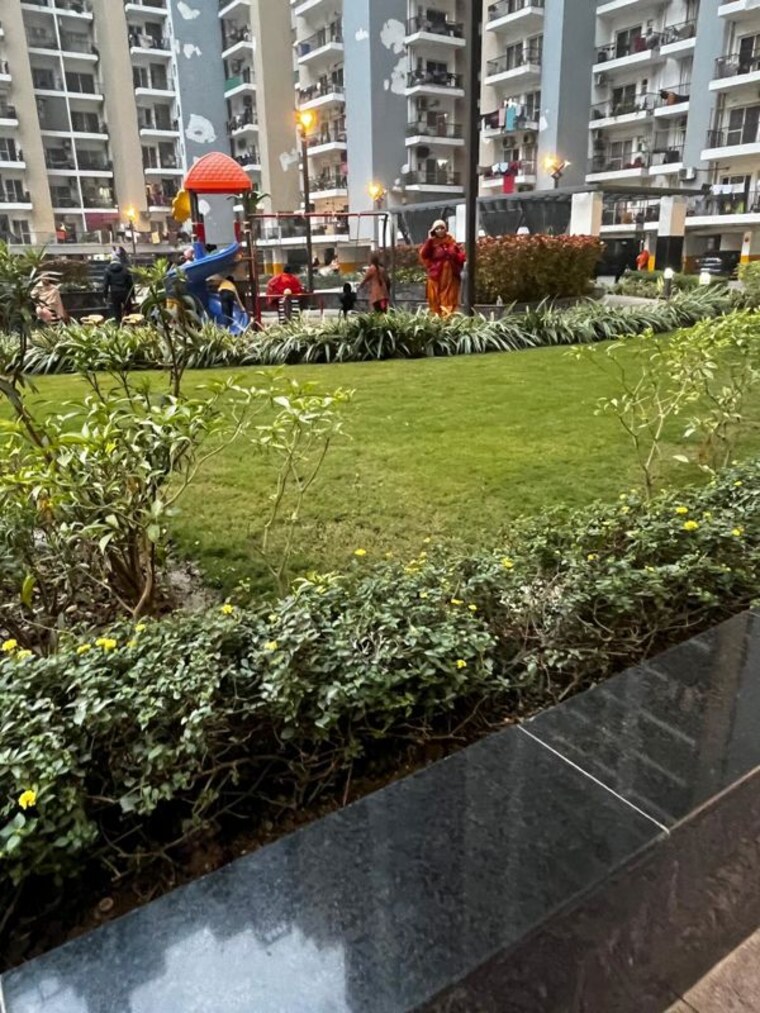 Exterior View, panchsheel-greens-ii 2 Bedroom 1105 Sq.Ft. Apartment In Sector 16 Greater Noida Greater Noida 10013062