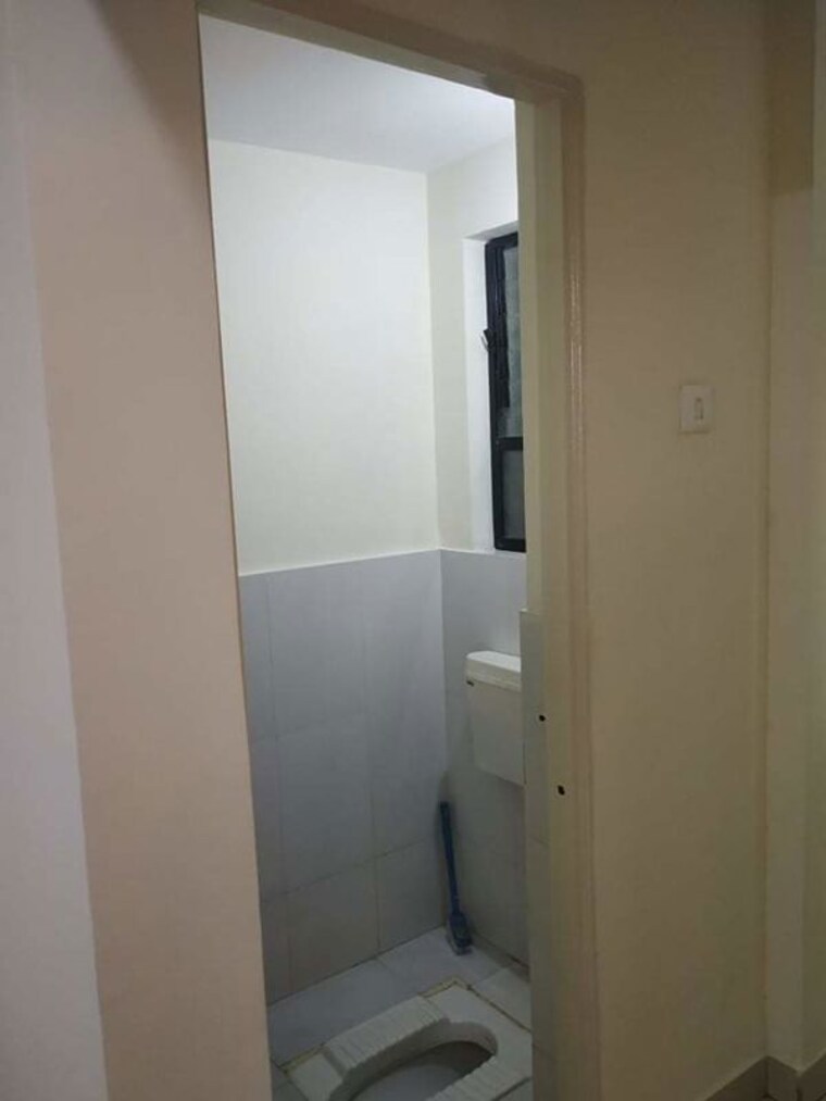 Bathroom, kharadi 2 Bedroom 930 Sq.Ft. Apartment In Kharadi Pune 10074191