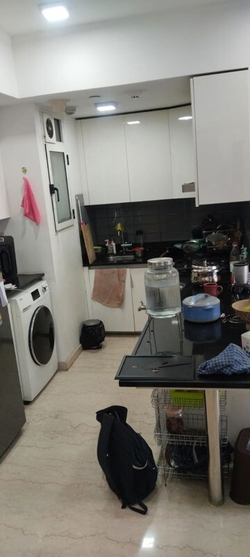 Team Area in 2 BHK Apartment at Lodha Estrella, Wadala – for Rent