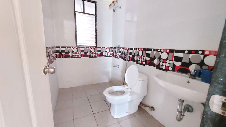 Bathroom, nanded-madhuvanti 2 Bedroom 938 Sq.Ft. Apartment In Sinhagad Road Pune 10074083