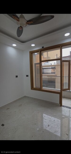 Room in 3 BHK Builder Floor at Govindpuri – for Sale