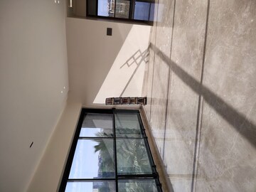 2 BHK Apartment For Rent in AP Florence, Khar West