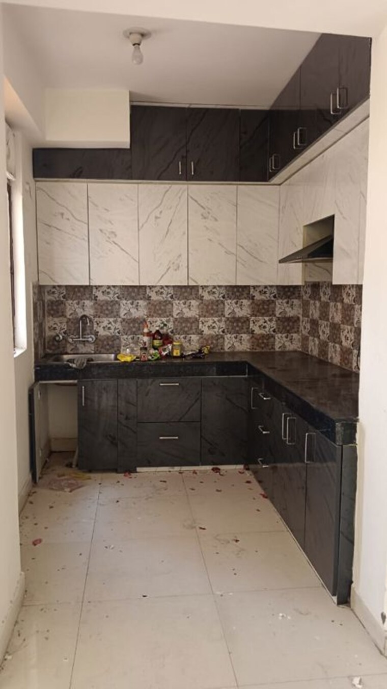 Kitchen, signature-global-synera 1.5 Bedroom 456 Sq.Ft. Apartment In Sector 81 Gurgaon 10074293