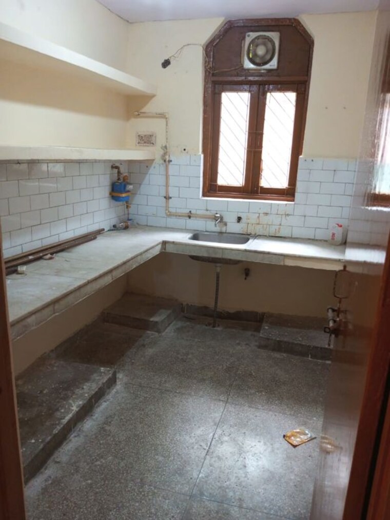 Kitchen, dwarka 3 Bedroom 1300 Sq.Ft. Apartment In Dwarka Delhi 10074312