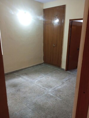 Room in 3 BHK Apartment at Dwarka – for Sale