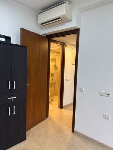 Room in 1 BHK Apartment at Hiranandani Zen Maple, Powai – for Rent