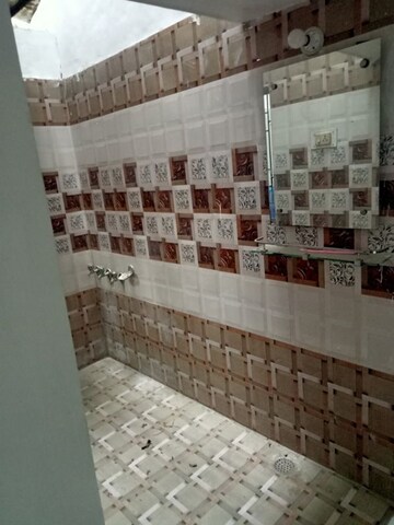 Master Plan in 1 BHK Independent House at Aliganj – for Rent