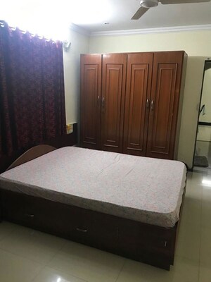 Bedroom in 2 BHK Apartment at Seagull Apartment, Tardeo – for Rent