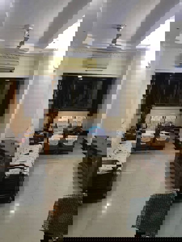 2 BHK + Extra Room 900 Sq.Ft. Apartment in Seagull Apartment