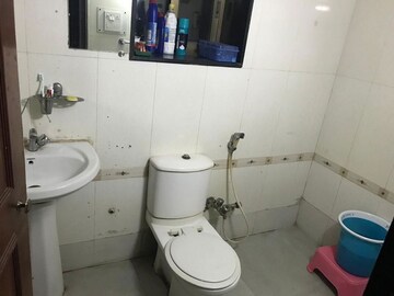 Bathroom in 2 BHK Apartment at Seagull Apartment, Tardeo – for Rent