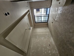 Building Lobby in 4 BHK Builder Floor at Shanti Kunj – for Sale