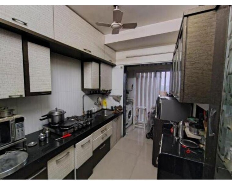 Gym, db-orchid-suburbia 2 Bedroom 870 Sq.Ft. Apartment In Kandivali West Mumbai 10074329