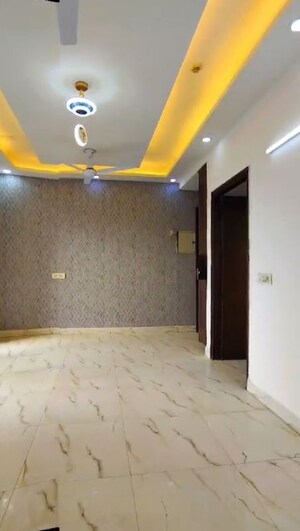 Room in 3 BHK Apartment at Casa Woodstock, Sector 16c Greater Noida – for Sale