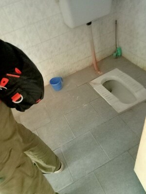 Master Bedroom in 1 BHK Villa at Aliganj – for Rent