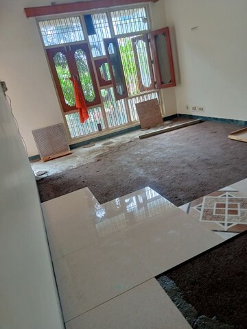 Bedroom in 1 BHK Villa at Aliganj – for Rent