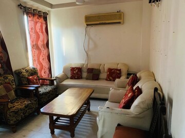 3 BHK Builder Floor For Rent in Kailash Colony