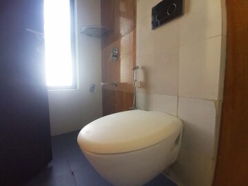 Bathroom in 4 BHK Apartment at Lodha Luxuria, Majiwada – for Rent