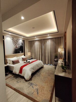 Bedroom in 3.5 BHK Builder Floor at Adani Samsara Vilasa, Sector 63 – for Sale