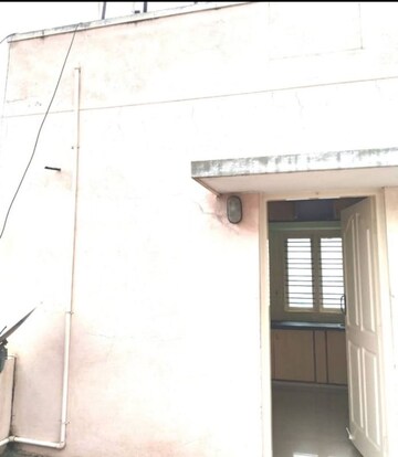 Building Lobby in Studio Independent House at Hsr Layout – for Rent