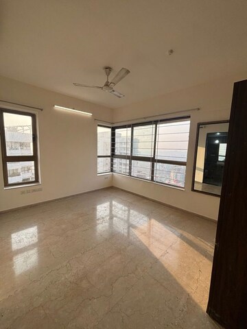 Room in 3 BHK Apartment at L&T Emerald Isle, Powai – for Rent