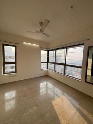 Room in 3 BHK Apartment at L&T Emerald Isle, Powai – for Rent