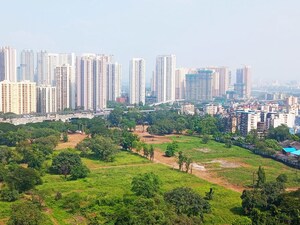 4 BHK Apartment – Garden View at Lodha Luxuria, Majiwada - for Rent