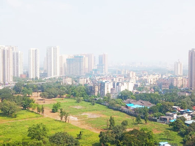 Garden, lodha-luxuria 4 Bedroom 2000 Sq.Ft. Apartment In Majiwada Thane 10074529