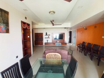 4 BHK Apartment For Rent in Lodha Luxuria, Majiwada