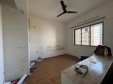 Room in 2 BHK Apartment at Lodha Casa Bella Gold, Dombivli East – for Rent