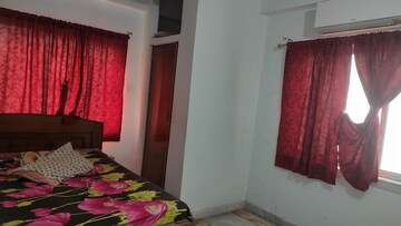 Bedroom in 2 BHK Apartment at Netaji Nagar – for Rent