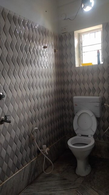 Bathroom in 2 BHK Apartment at Netaji Nagar – for Rent