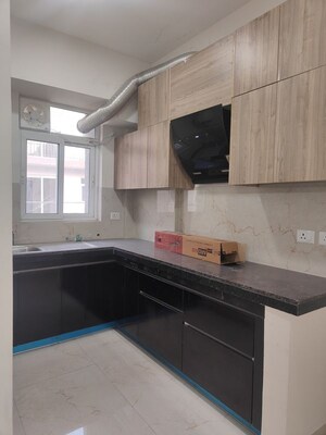 Kitchen in 2.5 BHK Builder Floor at Smart World Gems, Sector 89 – for Rent