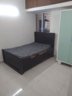 Bedroom in 2 BHK Apartment at Arun Vihar Sector 37, Sector 37 – for Rent